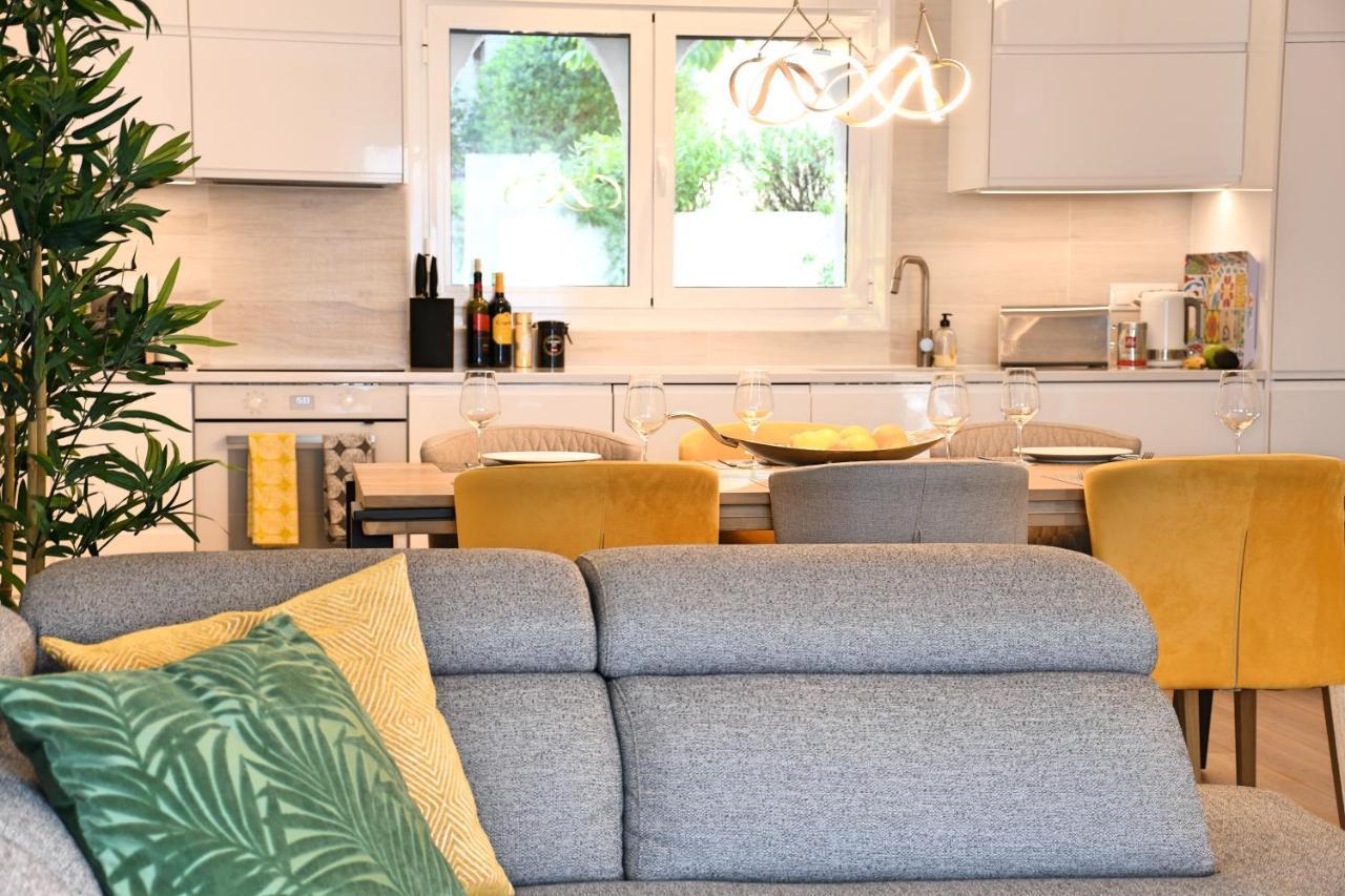 Yellow Jasper - Gemstone Getaway Holiday home