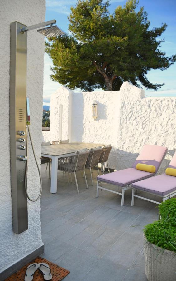 Yellow Jasper - Gemstone Getaway Marbella